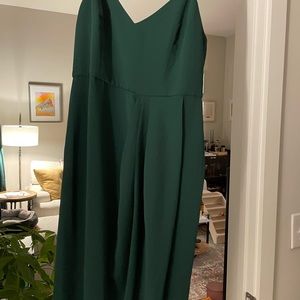 Never worn LULU’s dress -great wedding guest dress